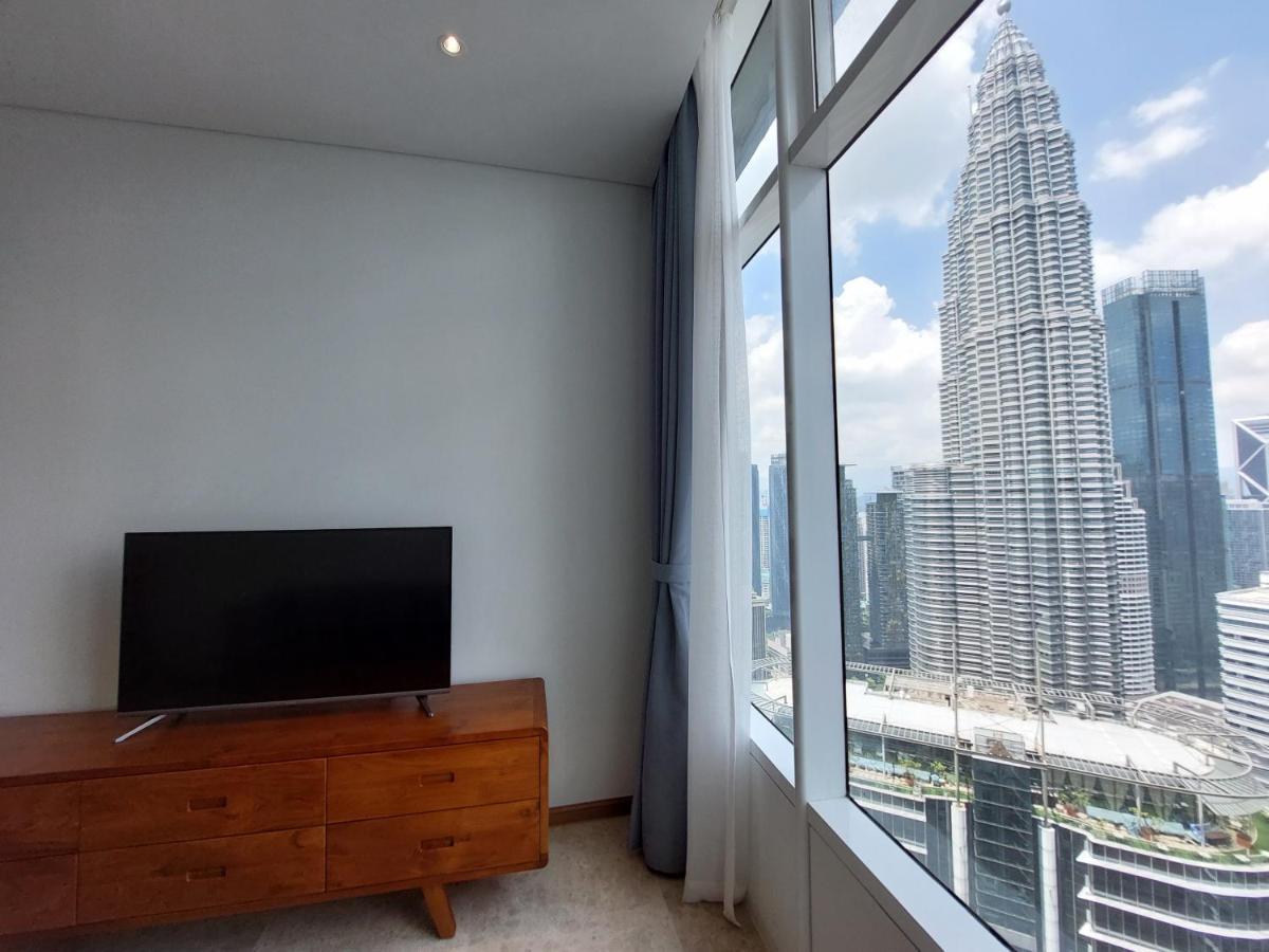 Sky Suites With Klcc Twin Tower View By Irent365 吉隆坡 外观 照片
