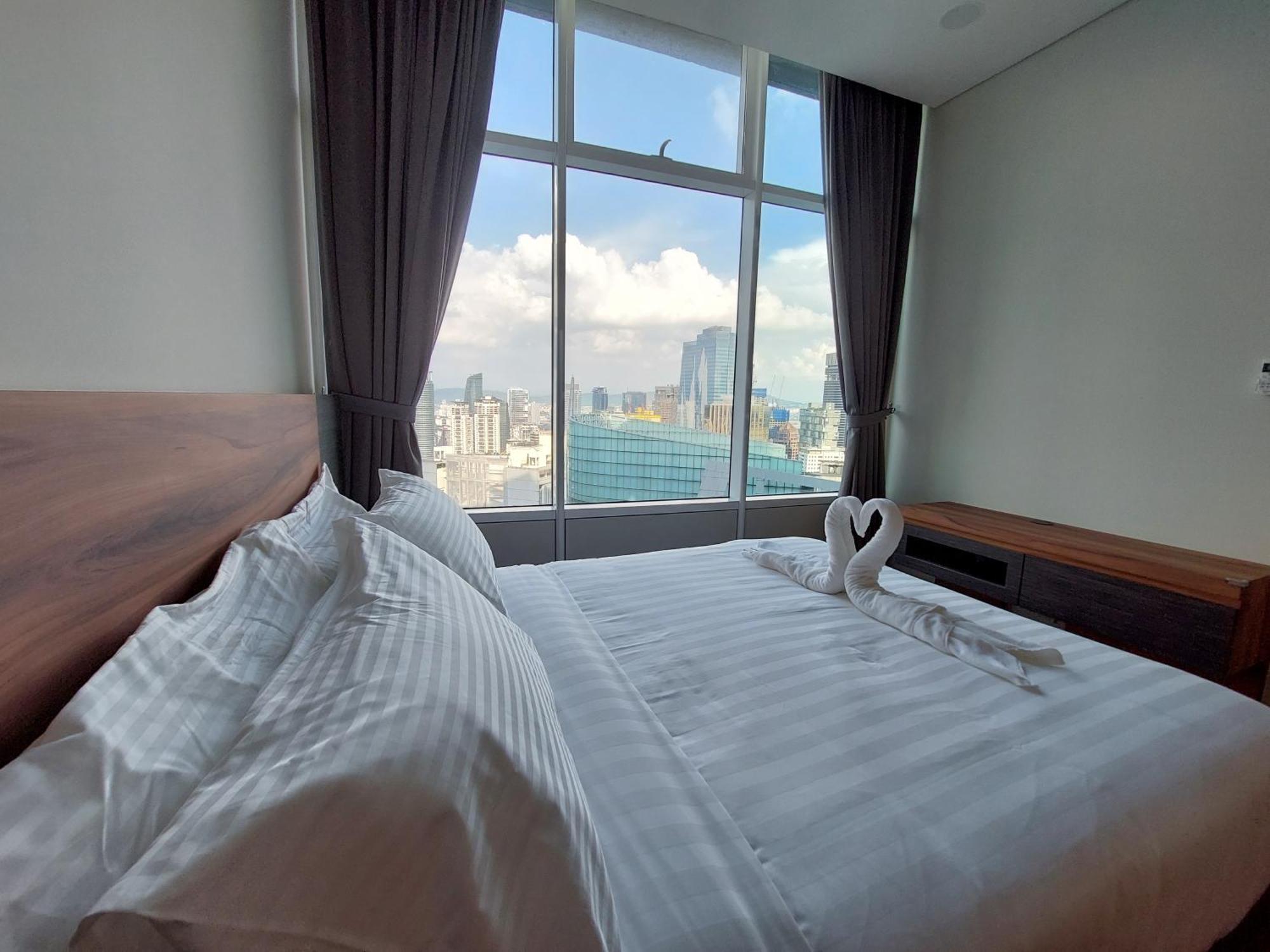 Sky Suites With Klcc Twin Tower View By Irent365 吉隆坡 客房 照片